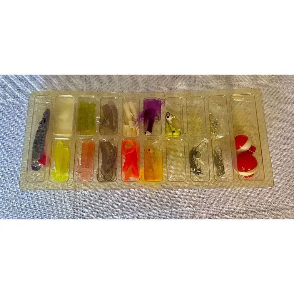 Vintage Fishing Tackle Lure Bait Bobbers Hooks Multicolor Lures~See Photos